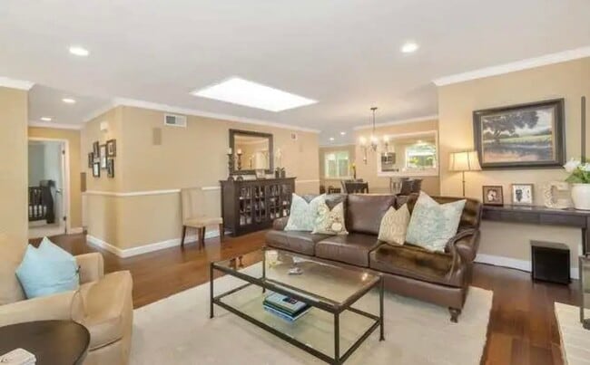 Building Photo - 669 Rock Island Cir