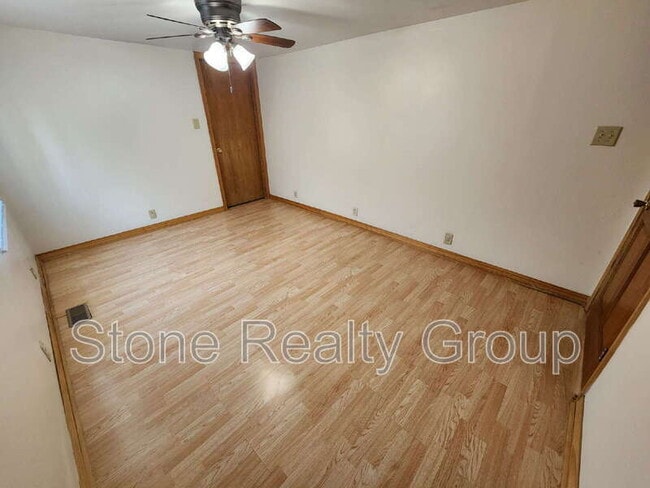 Foto del edificio - 2282 E State Rd 163