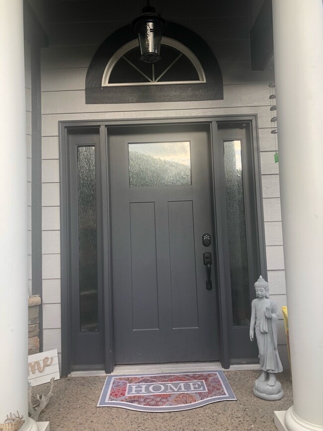 Building Photo - 231 Mansion Heights Dr