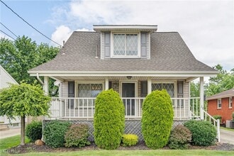 Building Photo - 28 Maple Ave