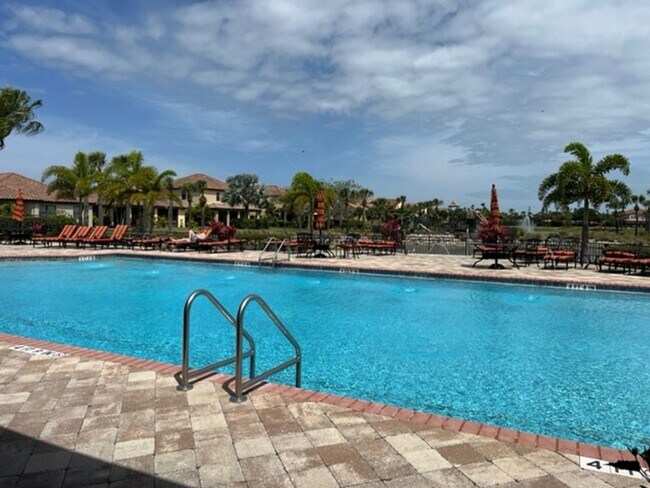 Foto del edificio - Beachside Townhome