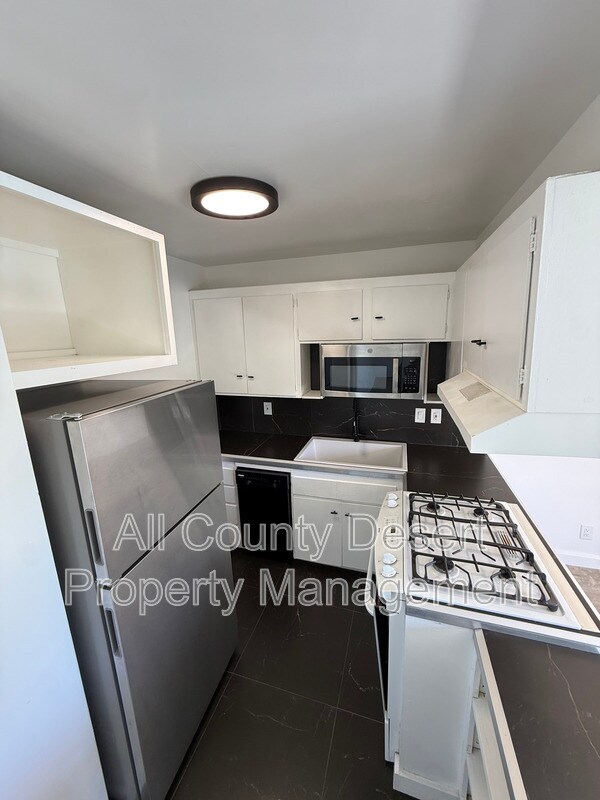 Foto del edificio - 46075 Ocotillo Dr