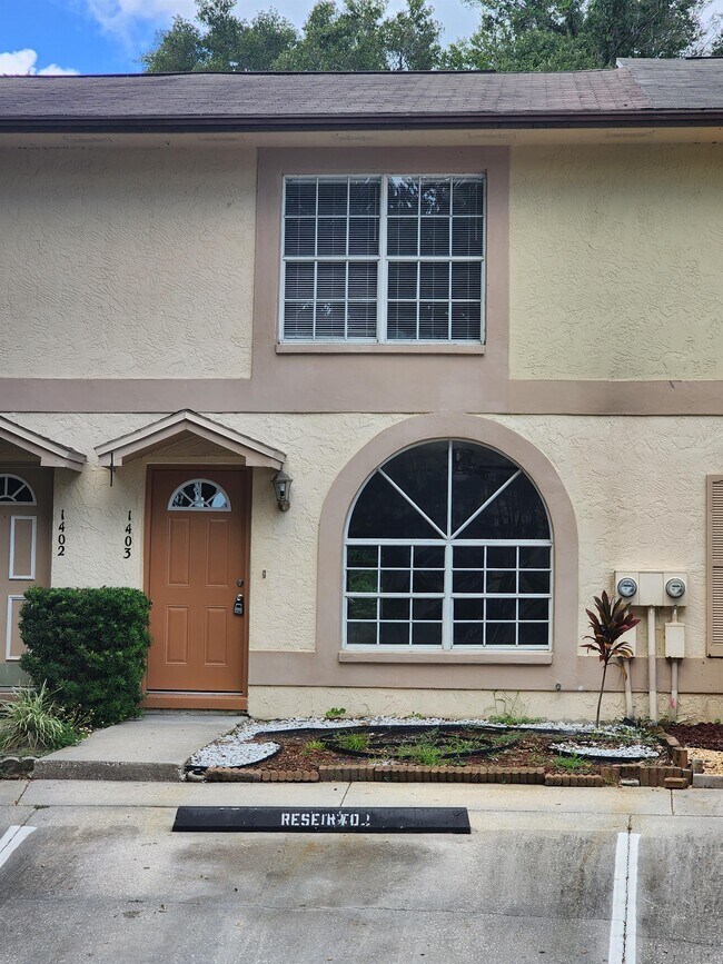 Building Photo - 1403 Brigadoon Dr
