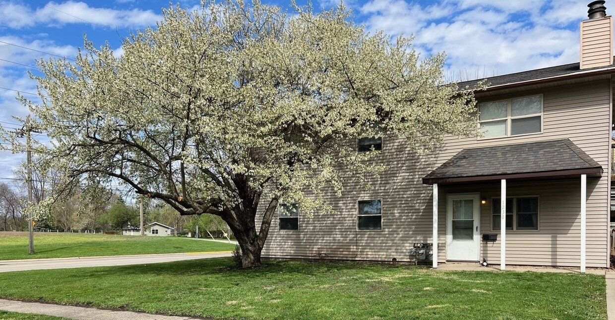Primary Photo - 3 Bedrooms with In-Unit Laundry