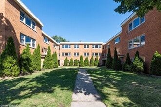 Building Photo - 6527 N Seeley Ave