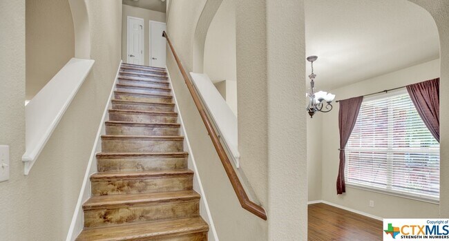 Building Photo - 5515 Arcadia Park