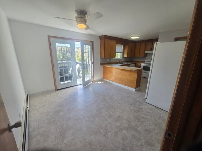 Building Photo - 1156 Glenwood Rd