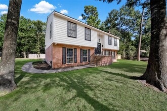 Building Photo - 2603 Rosewood Pl