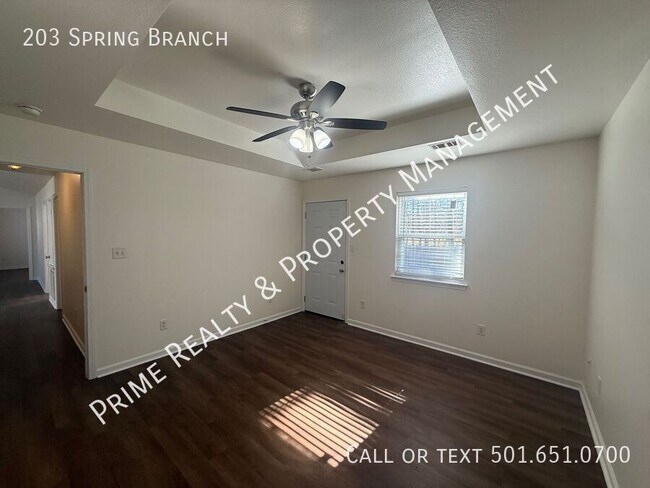 Foto del edificio - 203 Spring Branch Dr