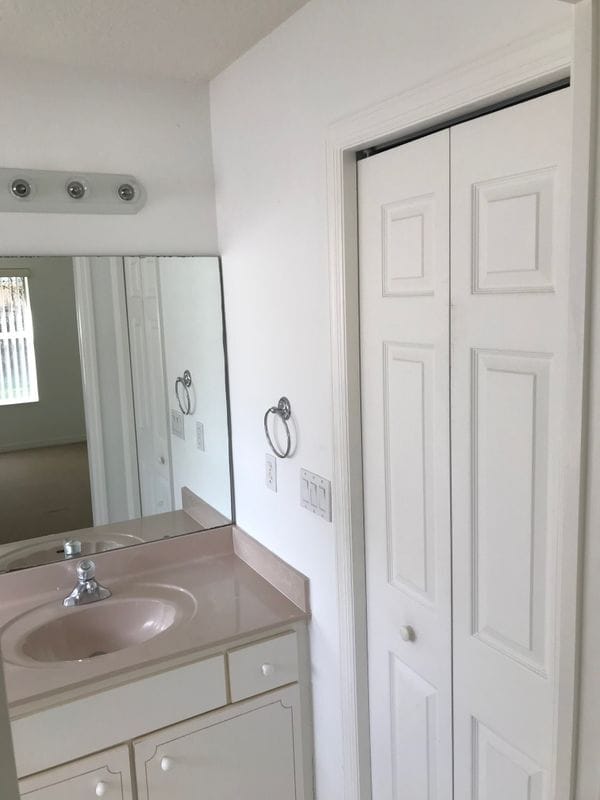 Foto del edificio - 9 Rainbow Ln