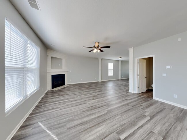 Building Photo - 504 Goodloe Dr