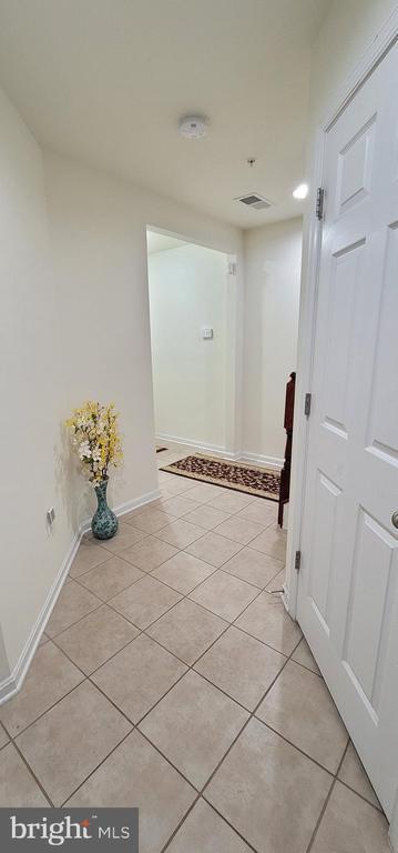 Building Photo - 2873 Burrows Ln