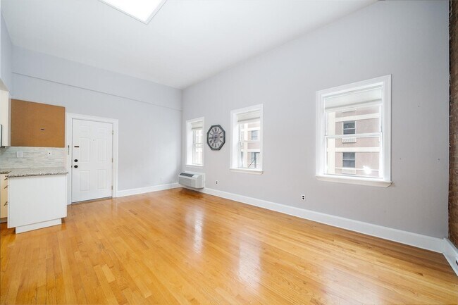 Foto del edificio - 309 1st St