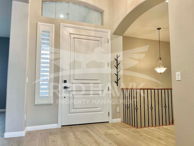 Foto del edificio - 863 W Bluebird Dr