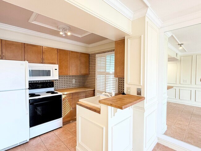 Foto del edificio - 273 Cypress Point Dr