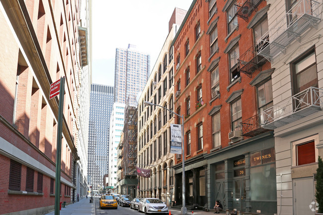 Building Photo - 62-66 Thomas St