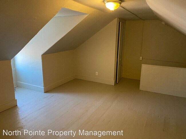 Foto del edificio - 3 br, 1 bath House - 533 Woodward St