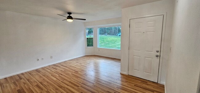 Building Photo - Three Bedroom Duplex