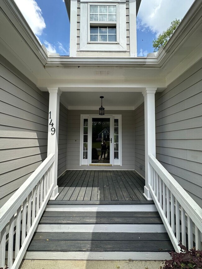Foto del edificio - Move-In ready 3-bedroom 2-bathroom house on the Eastside
