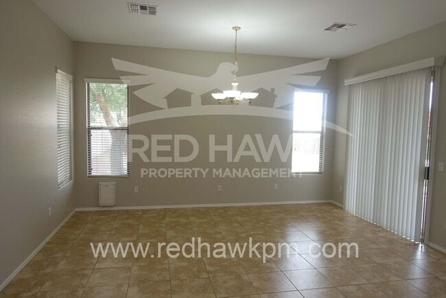 Building Photo - Immaculate Three Bedroom plus Bonus Room, ...
