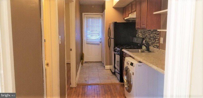 Foto del edificio - 1226 Simms Pl NE