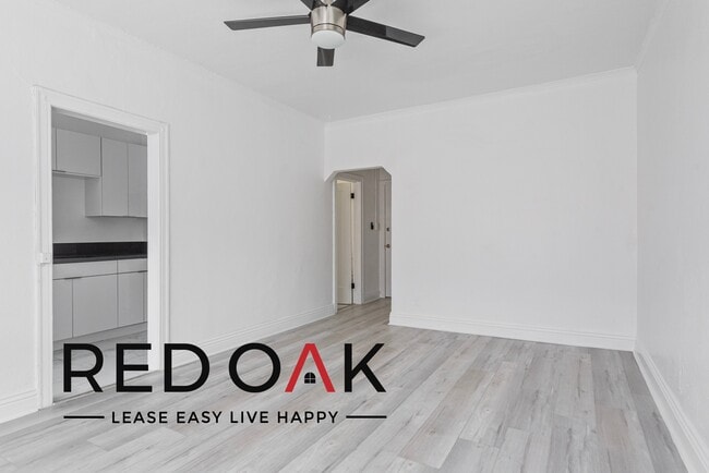 Foto del edificio - 687 Shatto Pl