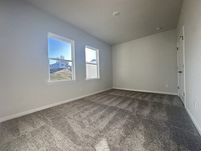 Foto del edificio - 1604 Tamarisk Ln