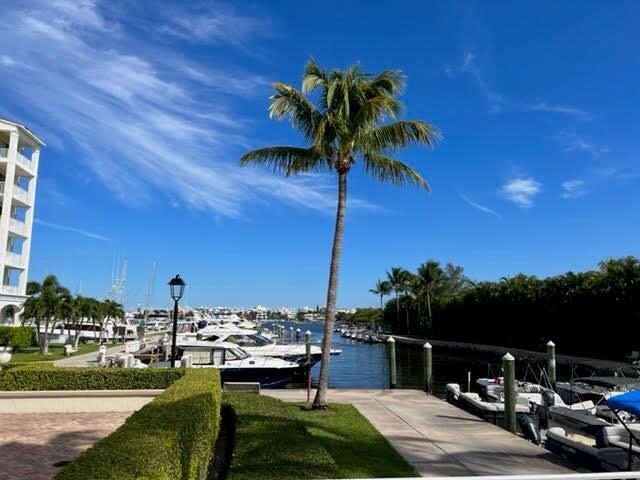 Foto del edificio - 804 E Windward Way