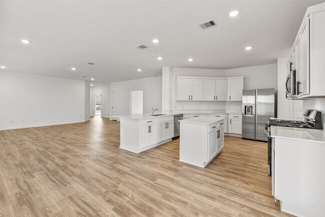 Building Photo - 10903 Tropical Queen Ln