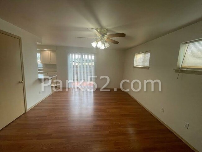 Foto del edificio - 4 Bedroom 2.5 Bathroom Single Family Home ...