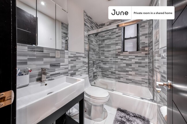 Foto del edificio - Room in Shared 4 bed/2 bath home