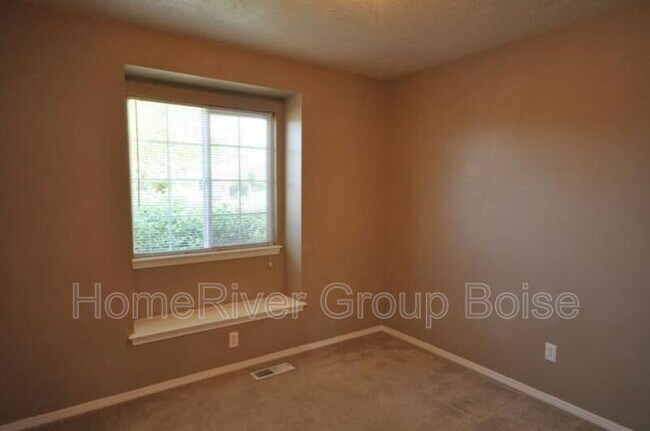 Foto del edificio - 16870 N Barrymore Dr