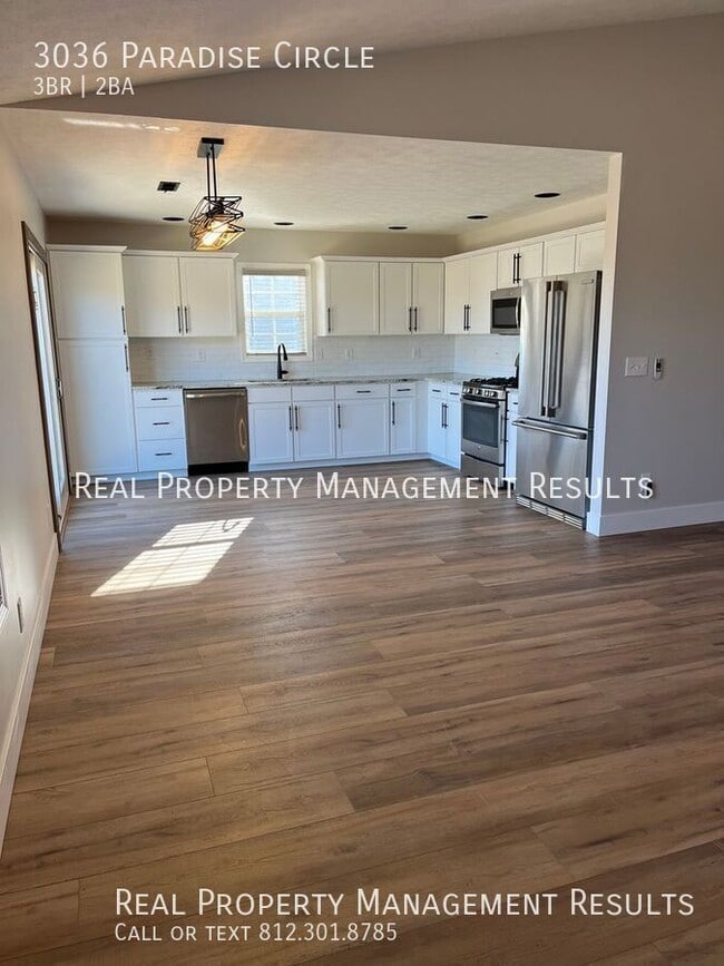 Building Photo - 3036 Paradise Circle