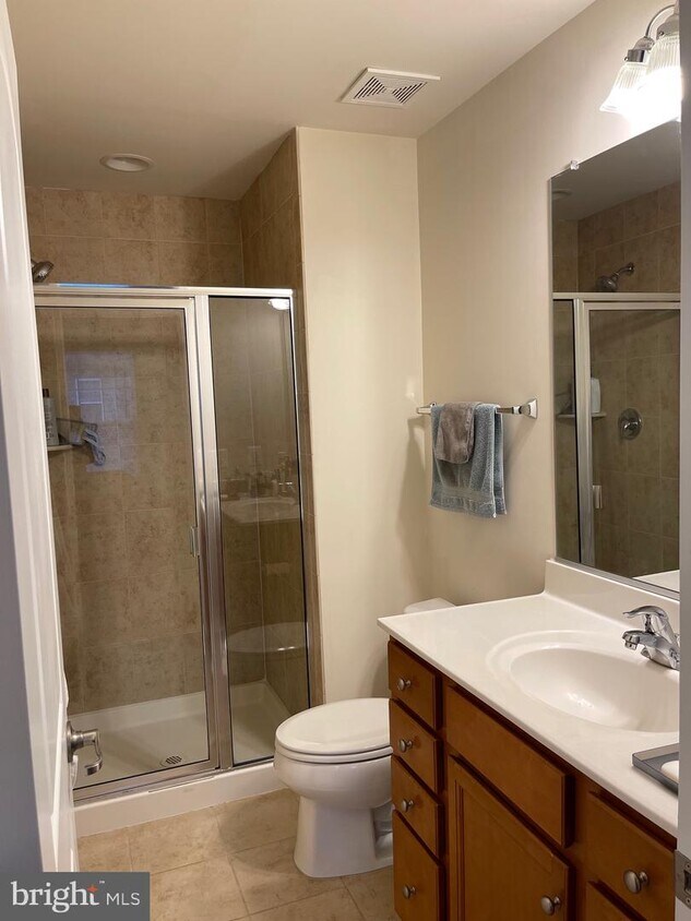 43916 Avenza Terrace, Chantilly, VA 20152 Townhome Rentals in