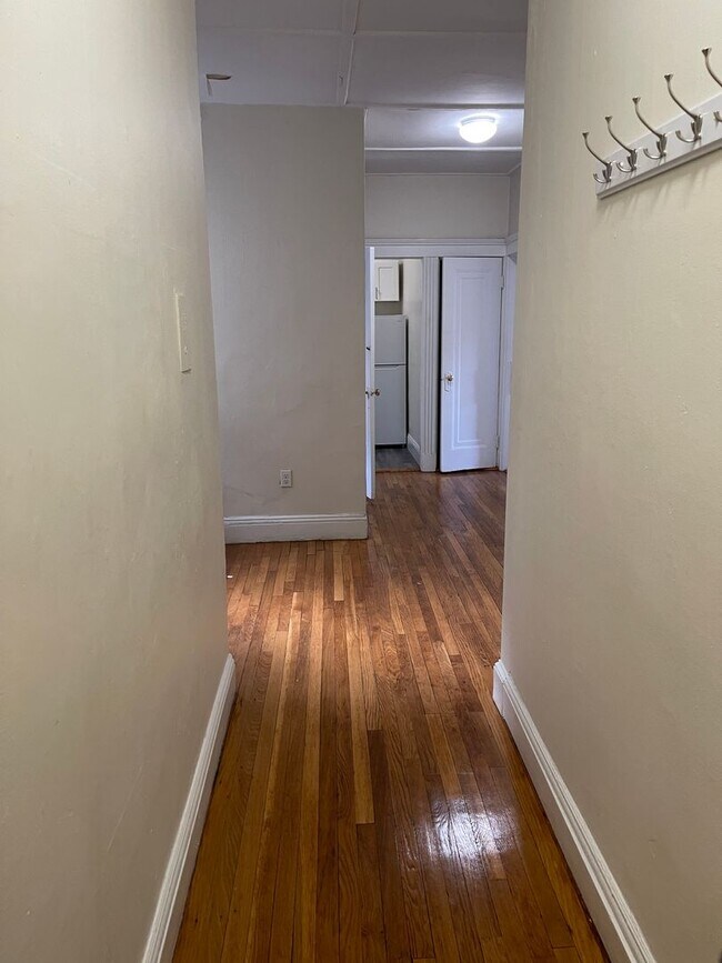 Foto del edificio - Spacious 2  bed splitclose to Fenway Park,...