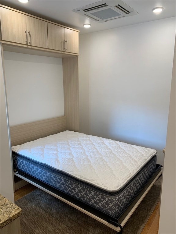 Building Photo - 21 5th St