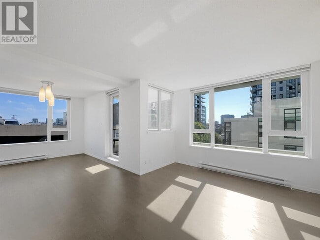 Building Photo - 7979-7979 Firbridge Way
