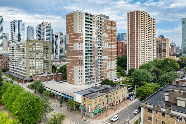 Building Photo - 140 Carlton