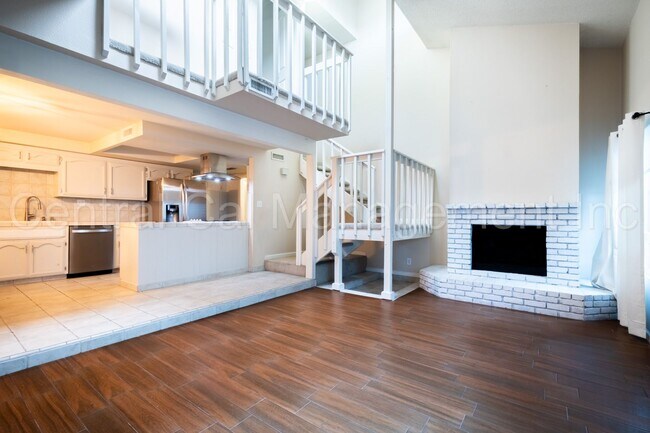 Building Photo - 2 Bedroom/2 Bath Condo with Garage  - $199...