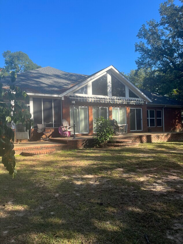 9085 Woodland Dr, Elberta, AL 36530 House Rental in Elberta, AL