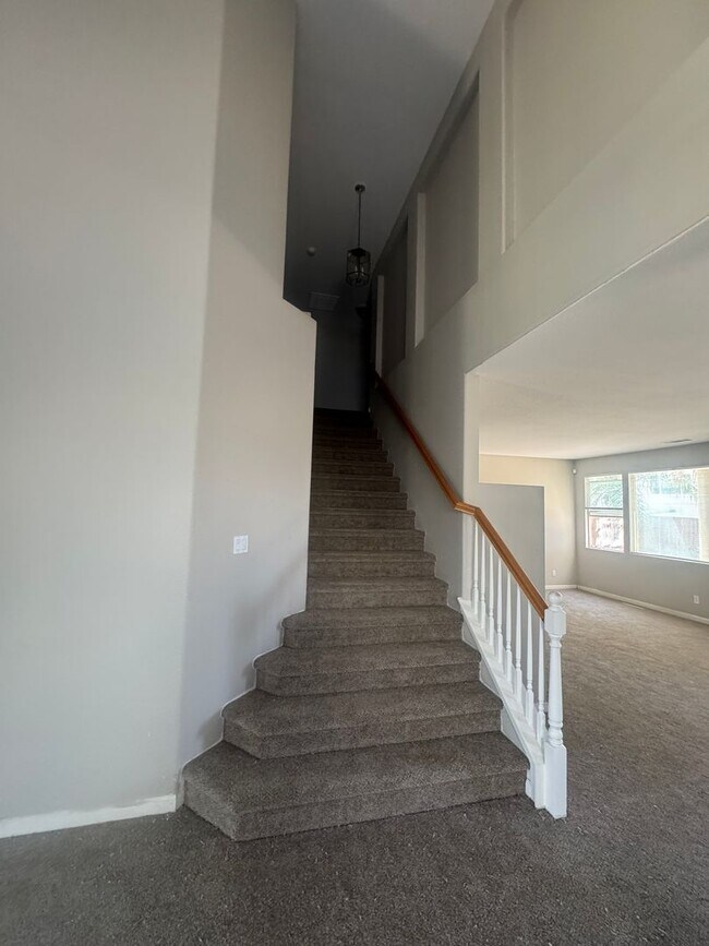 Foto del edificio - 5575 Sunview Ct