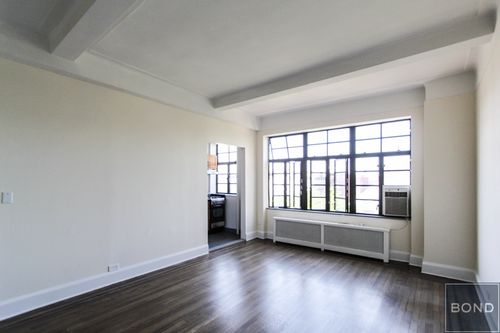 Primary Photo - 14 Sheridan Sq
