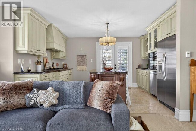 Photo du bâtiment - 847 Long Dr