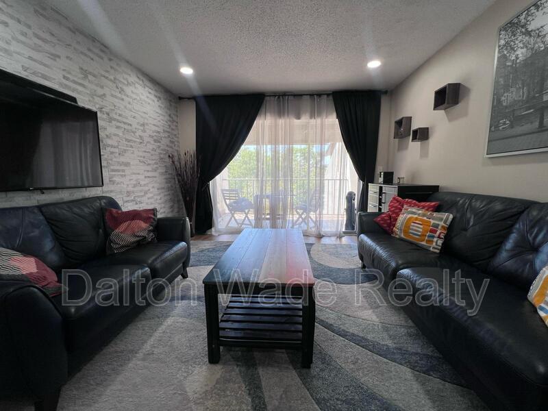 Foto principal - 2209 Belleair Rd