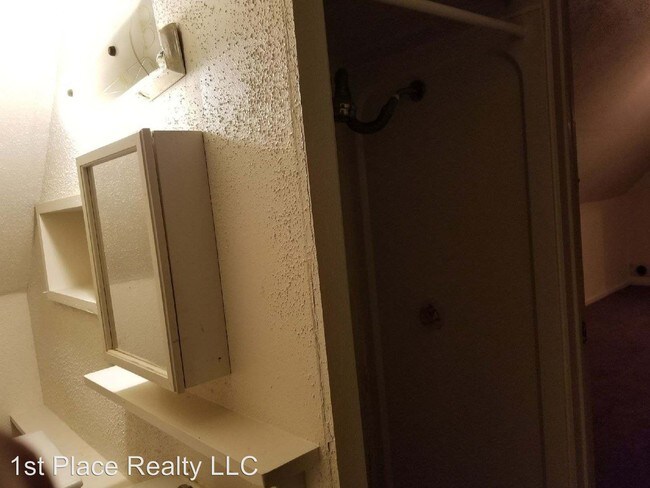 Building Photo - 92 W Maynard Ave