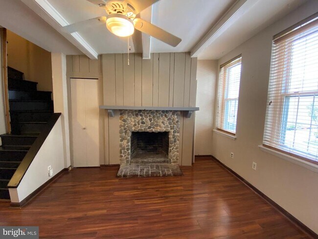 Foto del edificio - 108 Ellsworth St