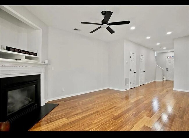 Foto del edificio - 1384 Dolcetto Trce