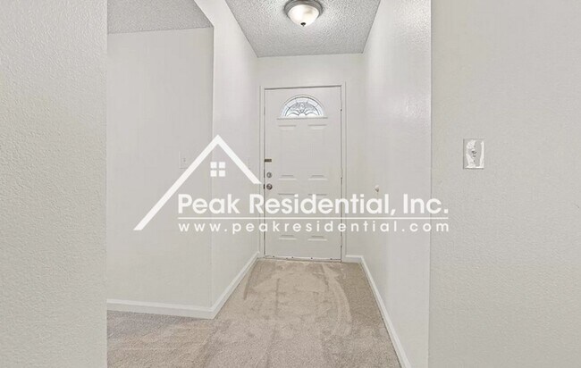 Building Photo - 4154 Englewood St