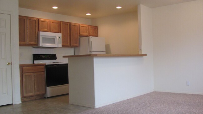 Foto del edificio - 875 N 3rd E St