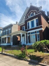 Building Photo - 1816 W Jefferson St